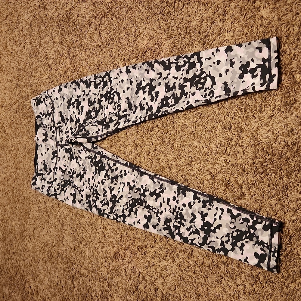 Victoria Sport Knockout Leggings